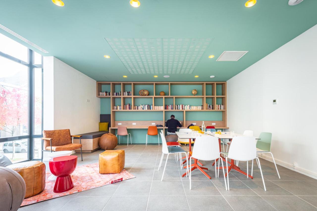 Hostel Le Hueb Grenoble Eksteriør billede